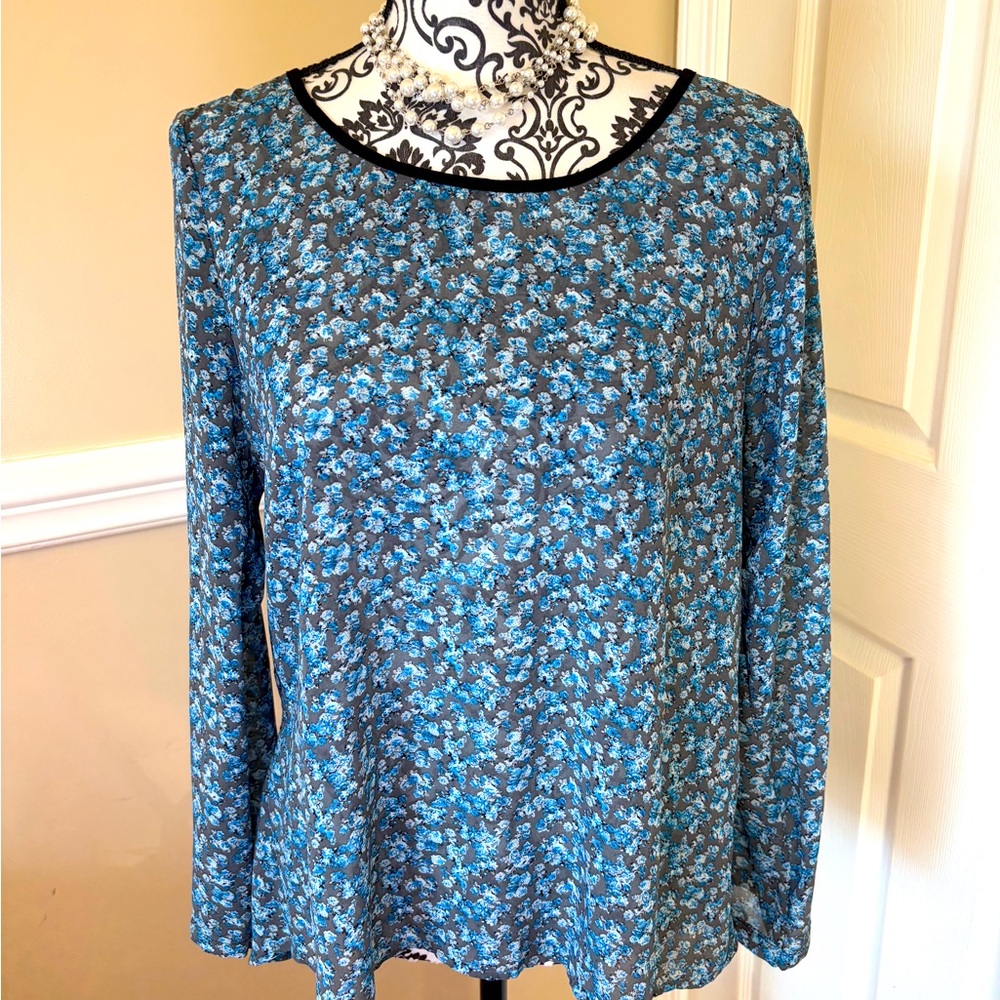 Eyelash Couture, women’s blue long sleeve blouse, open back, sheer, size Lg.